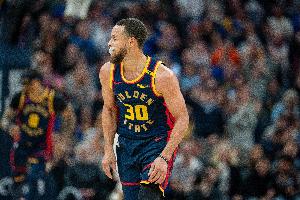 科尔:库里预计将在今天对阵鹈鹕的比赛中迎来复出!